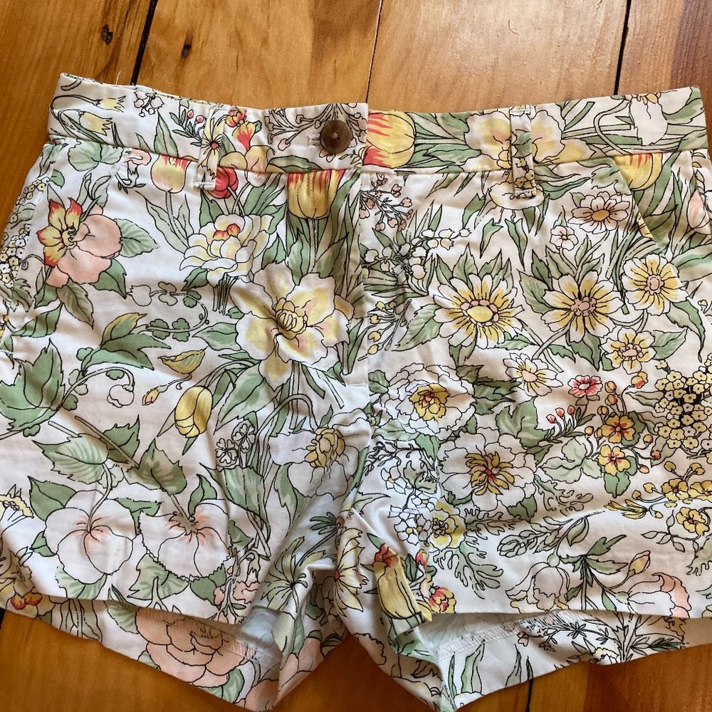 Gap floral shorts